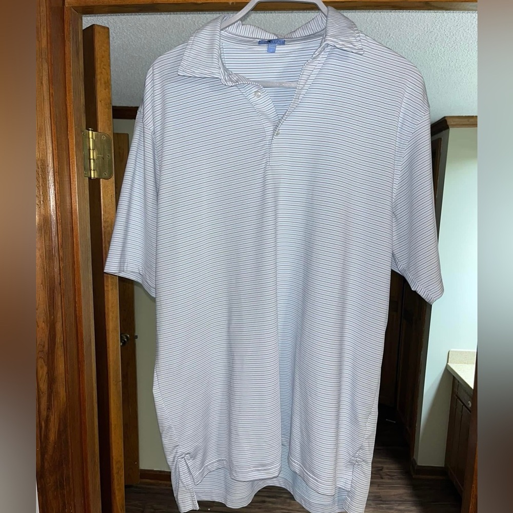 Genteal men’s polo. Size Large.